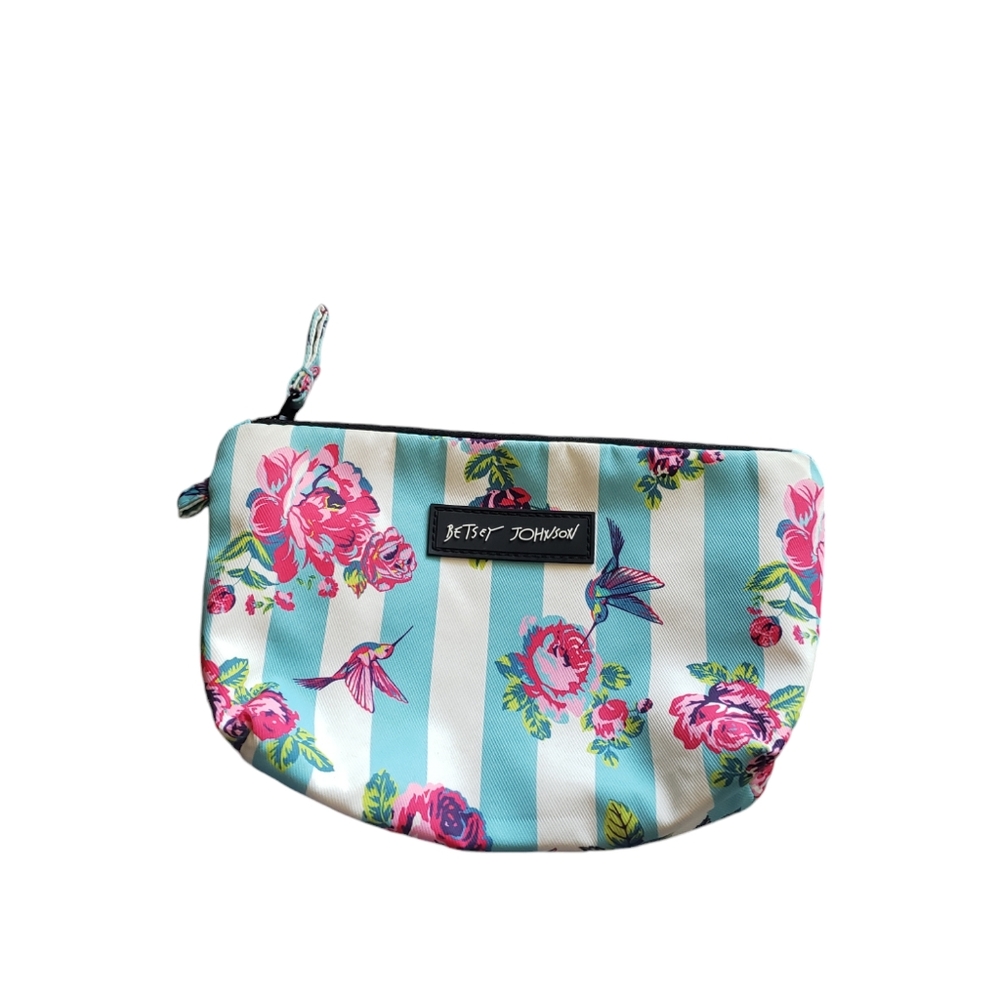 Betsey johnson cosmetic bag
